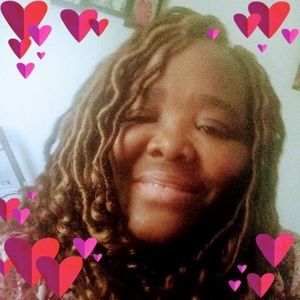 Meet your Posher, Carmensita